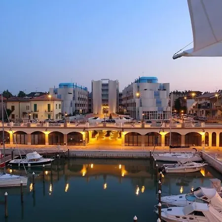 Apartment Darsena 29 *